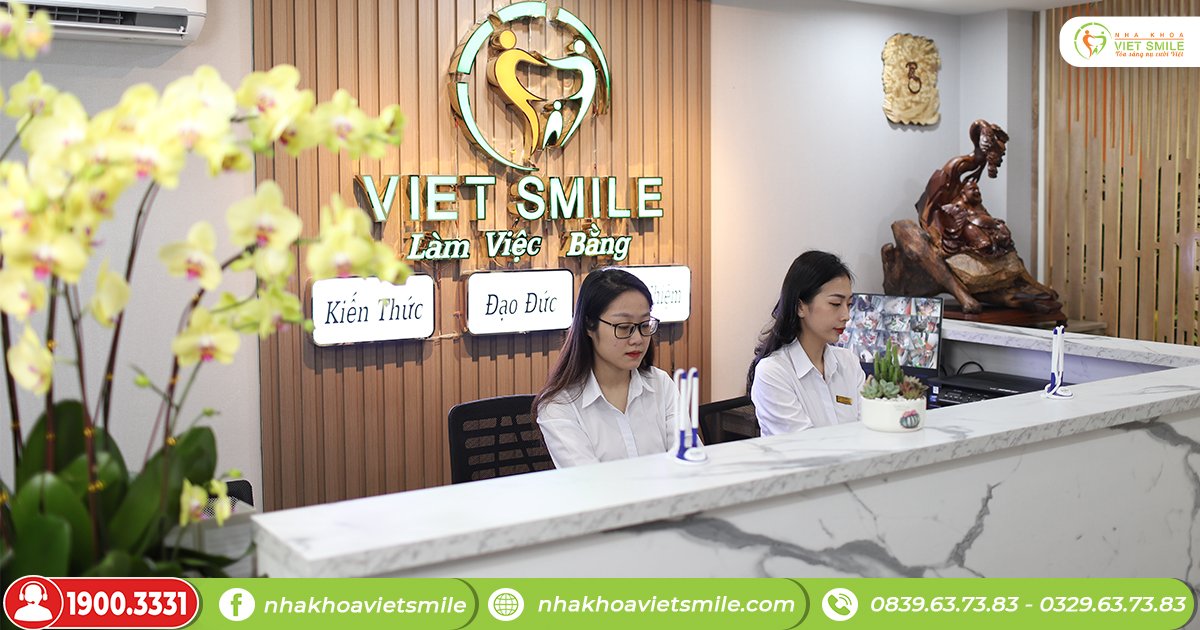 Việt Smile - Nha khoa uy tín giúp bạn trả lời băn khoăn "Răng khôn mọc lệch nhưng không đau có nên nhổ?"
